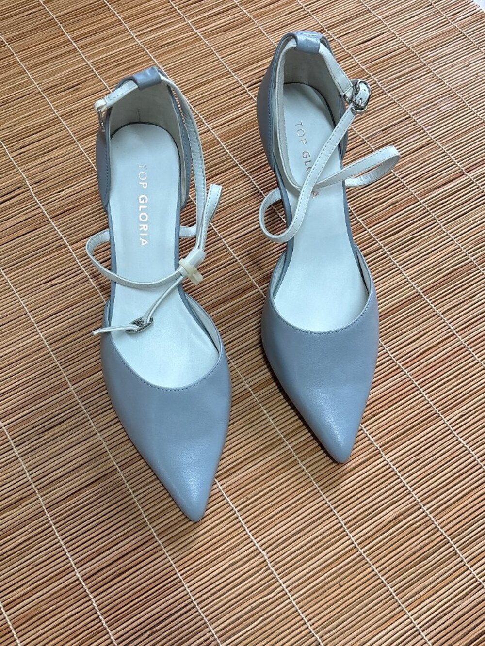 Top Gloria Pointed-Toe Leather Pumps – Size 7.5/8